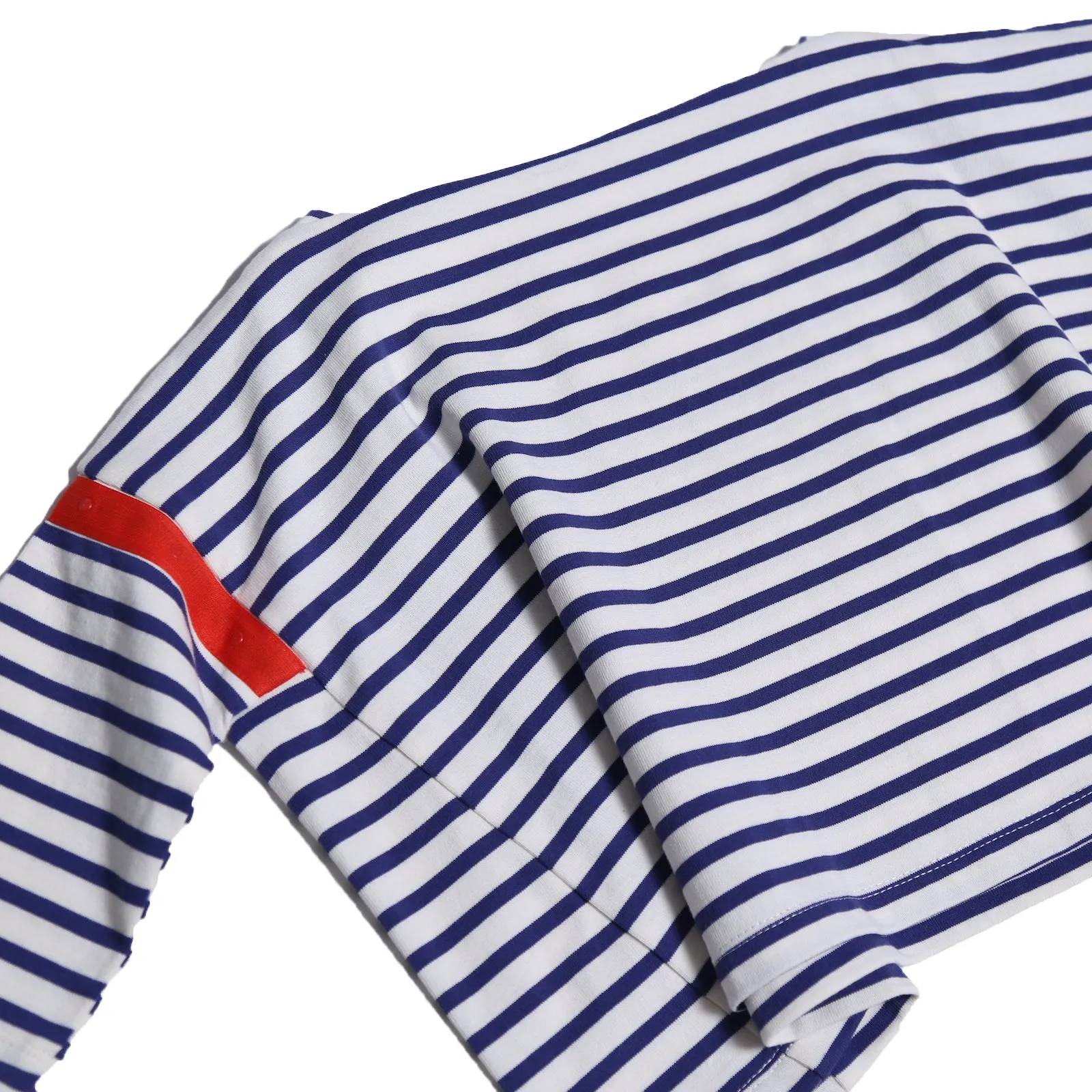 BOX FIT TUNIC WITH SNAP TAPE