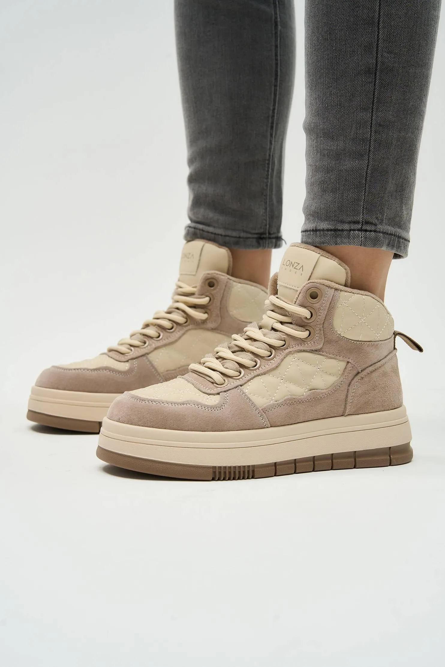 Crue Beige