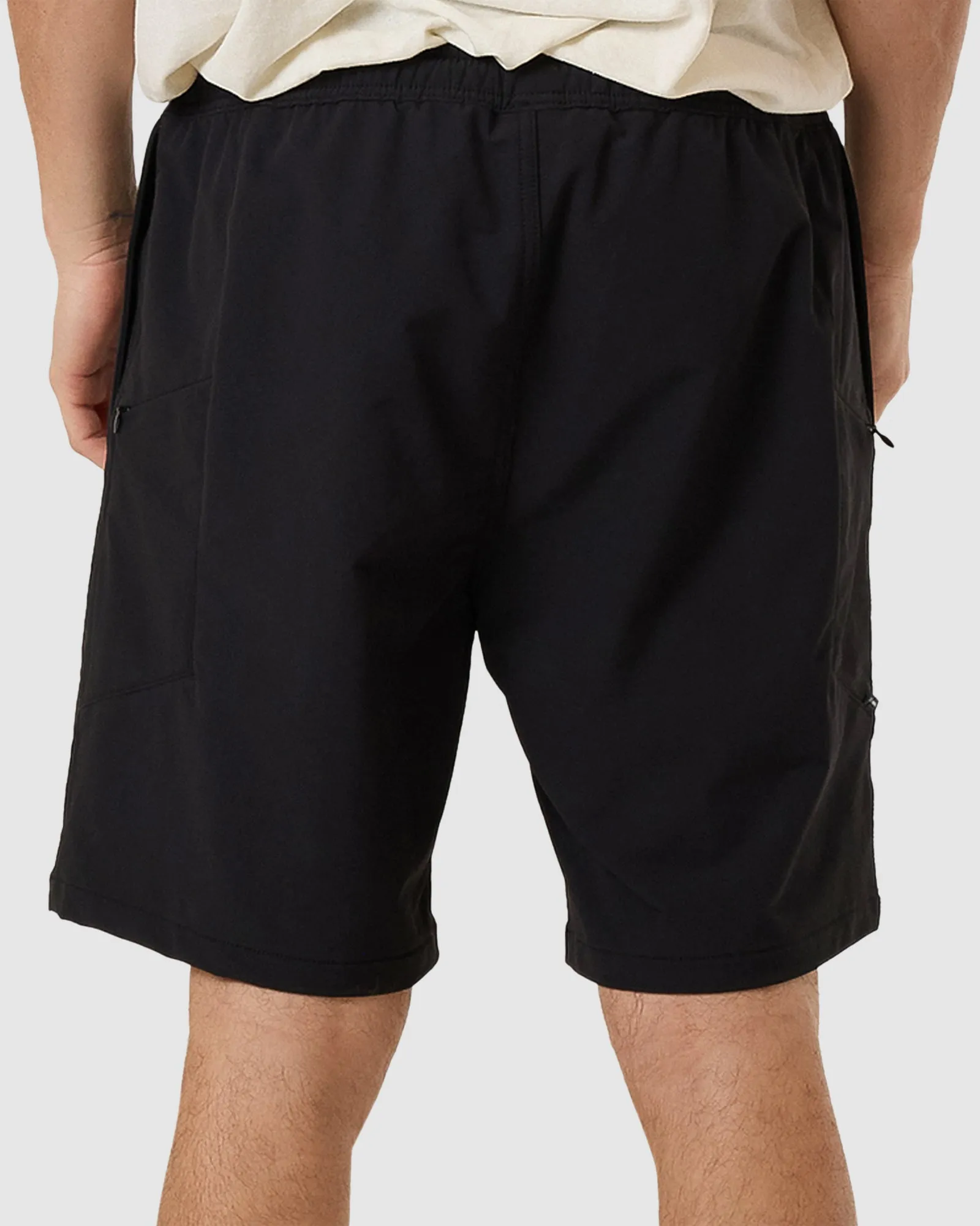 MENS BEYOND THE HILLS SHORT