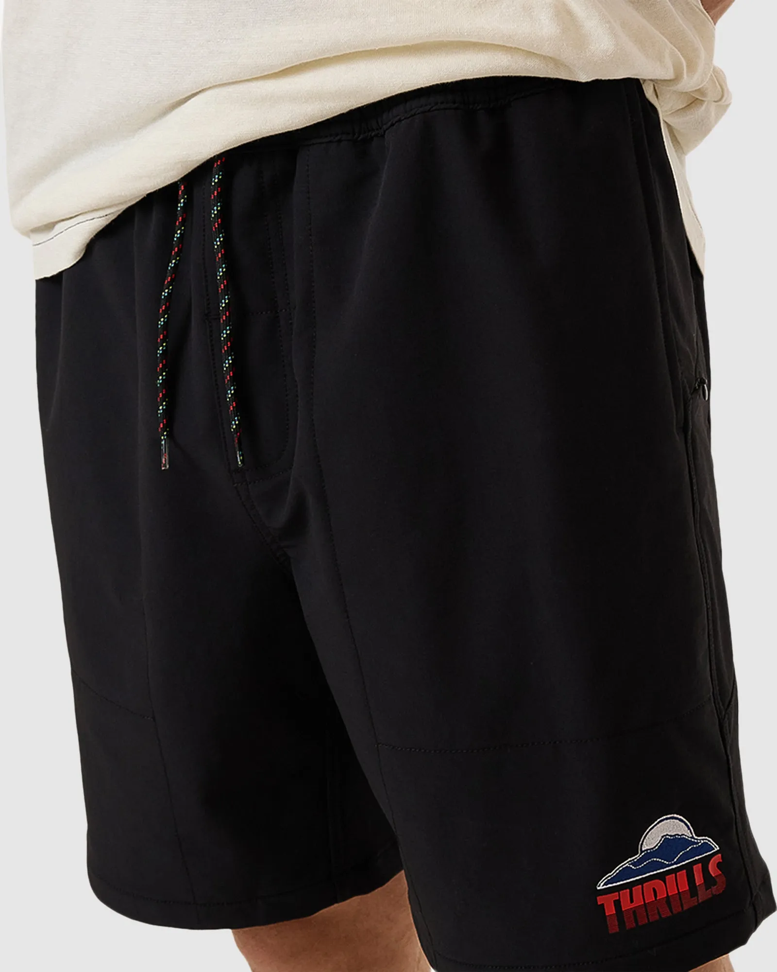 MENS BEYOND THE HILLS SHORT