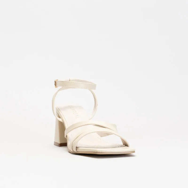 Unreal Women Block Heel Strappy Sandal _ 150737