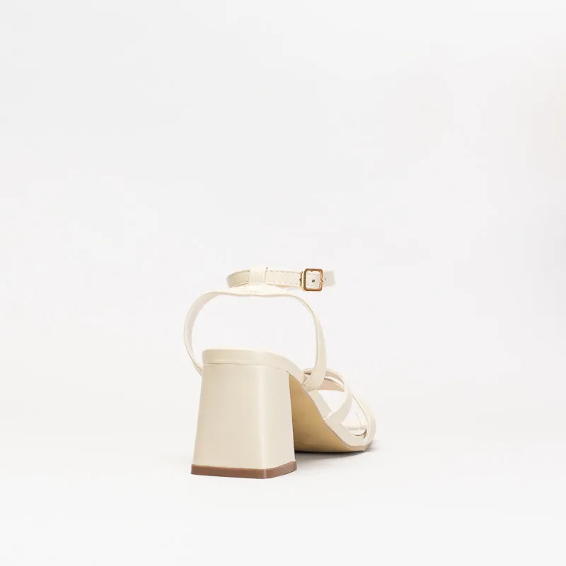 Unreal Women Block Heel Strappy Sandal _ 150737